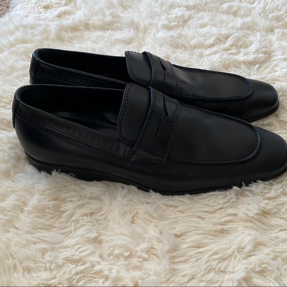 🚫SOLD🚫NWOT Louis Vuitton Leather Loafers - Picture 3 of 8
